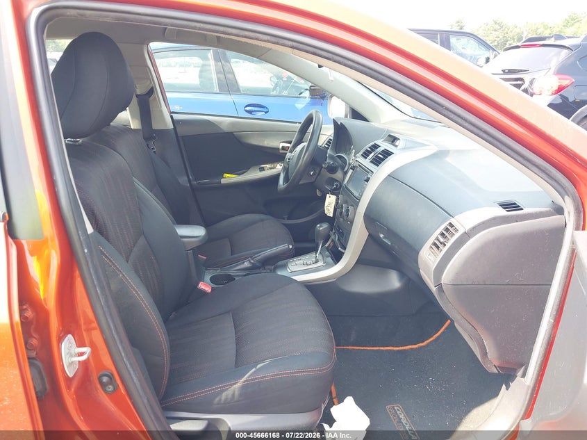 2013 TOYOTA COROLLA auction photo 5