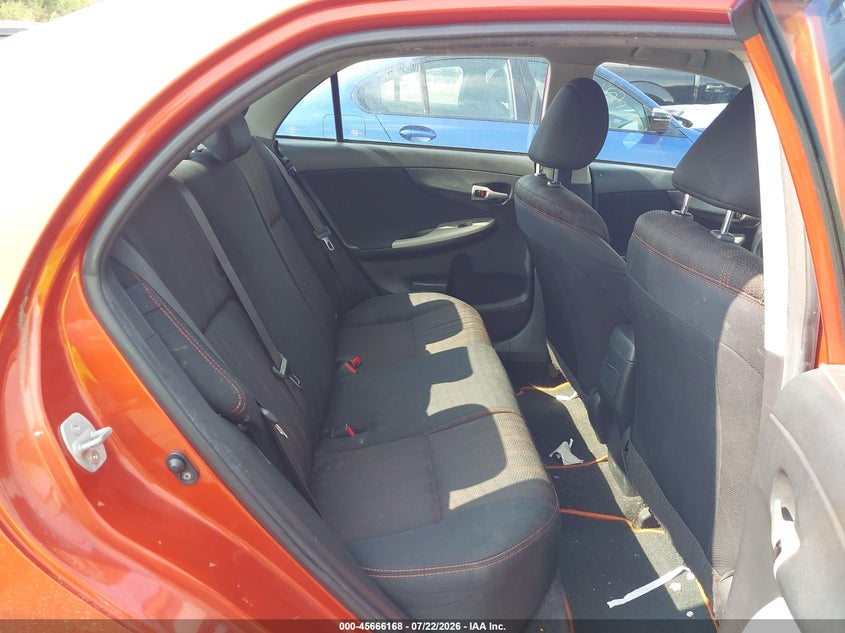 2013 TOYOTA COROLLA auction photo 8