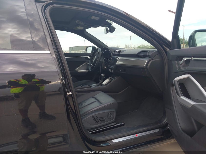 2025 AUDI Q3 auction photo 5