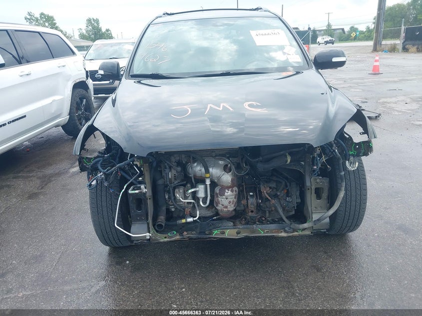 2011 TOYOTA RAV4 auction photo 6