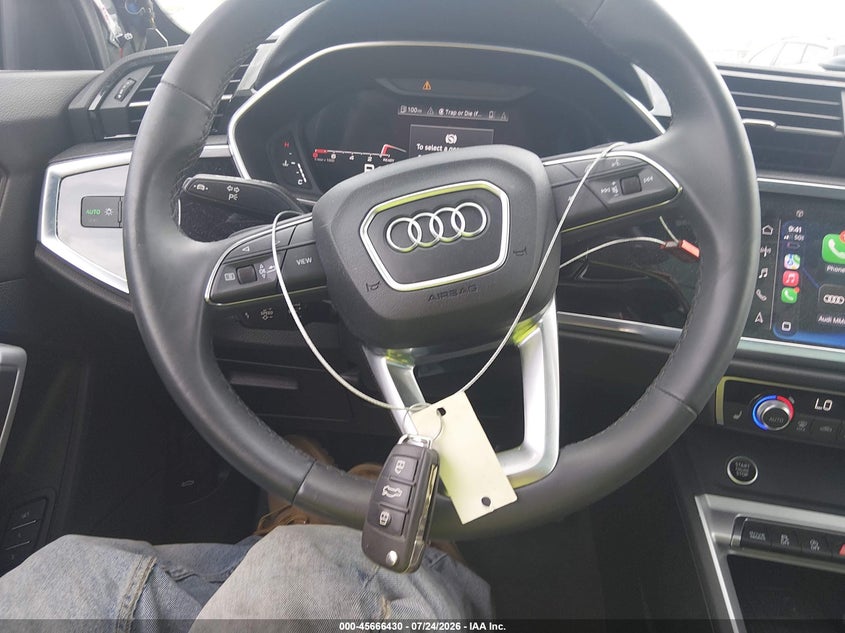AUDI Q3 - zdjęcie 11