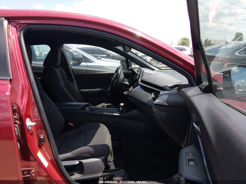TOYOTA C-HR - zdjęcie 5
