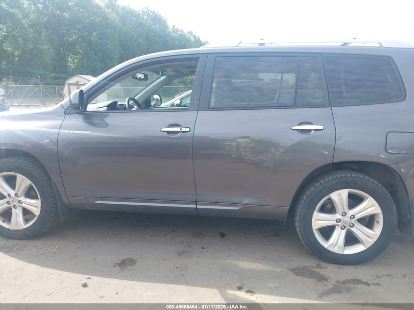 AtlanticExpress - Toyota Highlander