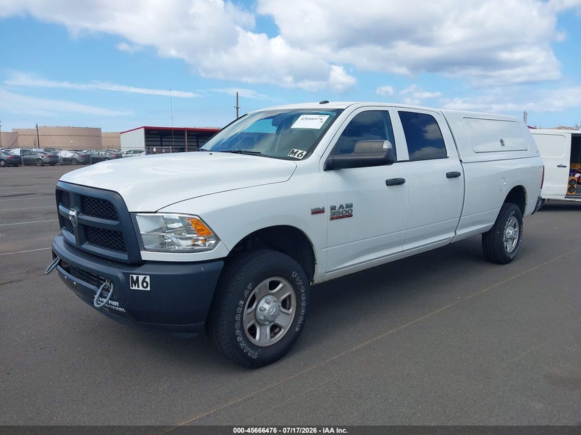 2017 Ram 3500 Tradesman 4X4 8' Box VIN: 3C63R3GT6HG775275 Lot: 45666476