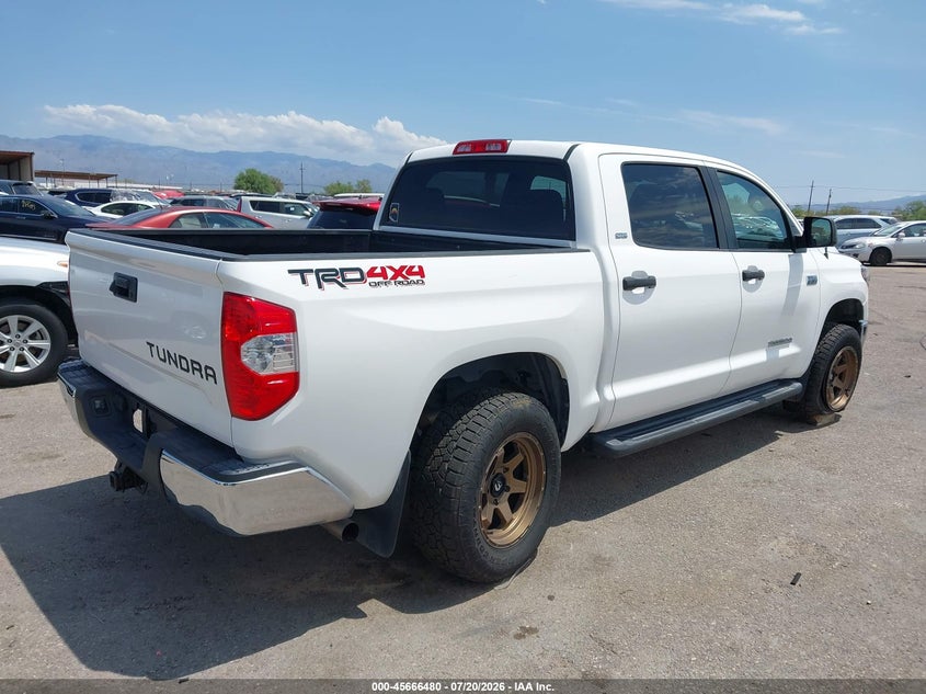 2019 Toyota Tundra Sr5 5.7L V8 VIN: 5TFDW5F11KX834138 Lot: 45666480