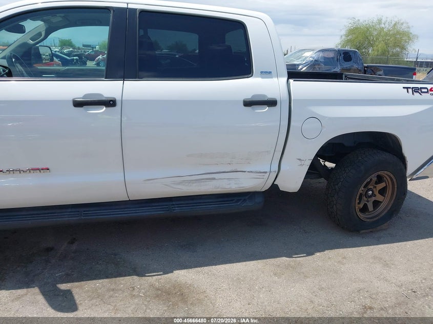 2019 Toyota Tundra Sr5 5.7L V8 VIN: 5TFDW5F11KX834138 Lot: 45666480