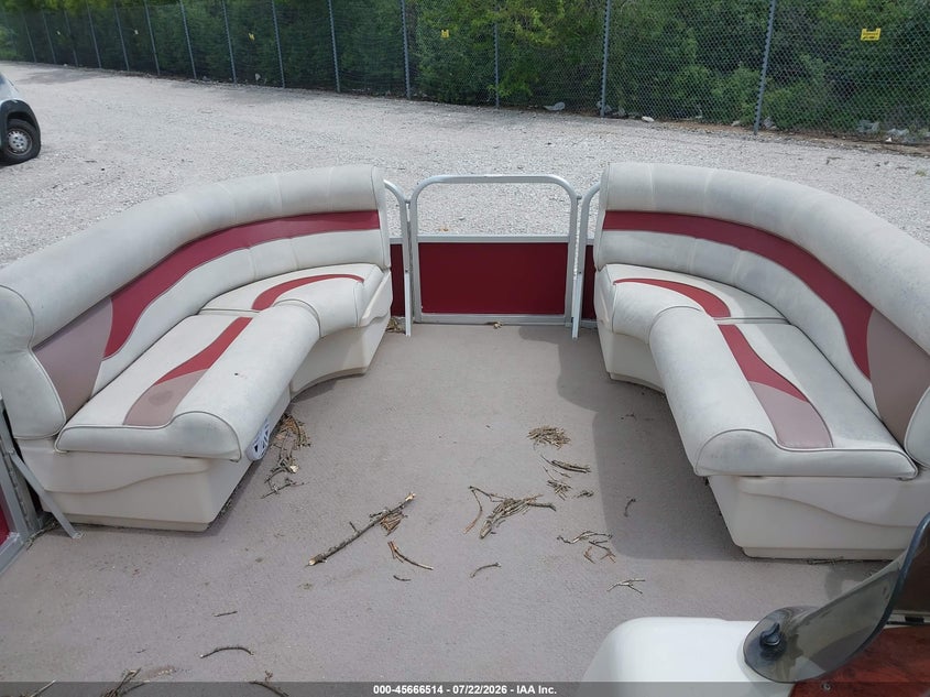 2010 MISTY HARBOR PONTOON auction photo 8