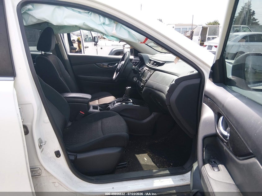2018 NISSAN ROGUE auction photo 5