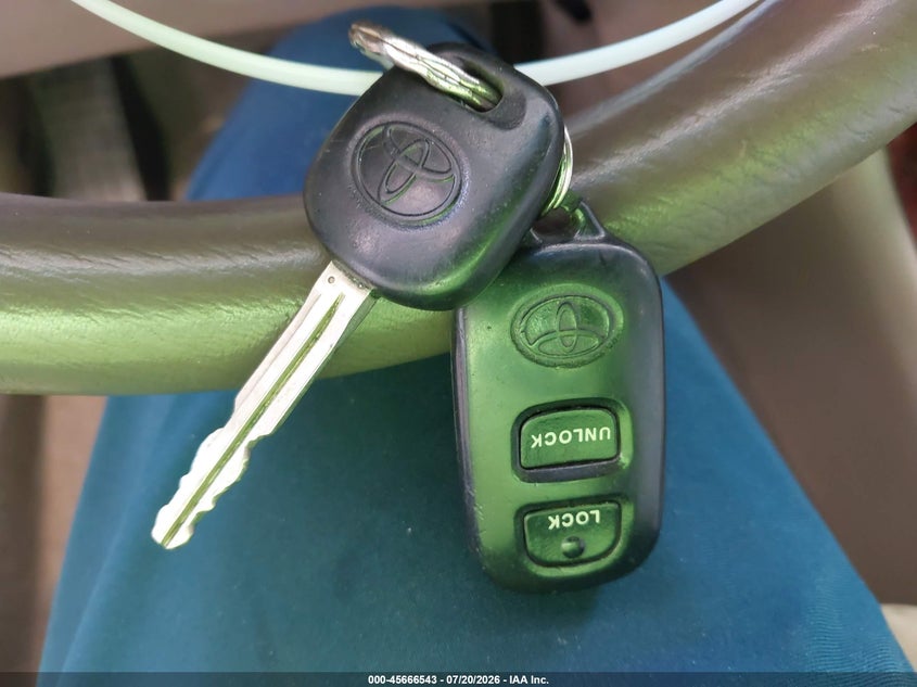 2006 Toyota Corolla Le VIN: 1NXBR32E56Z625810 Lot: 45666543