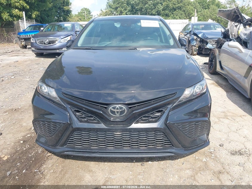 TOYOTA CAMRY - zdjęcie 12