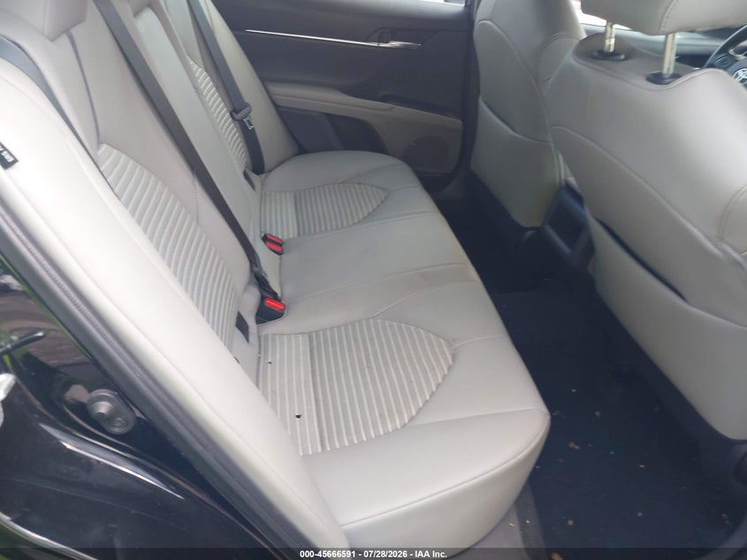 2022 TOYOTA CAMRY auction photo 8