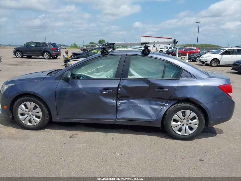 2013 Chevrolet Cruze Ls Auto VIN: 1G1PA5SG0D7282634 Lot: 45666618
