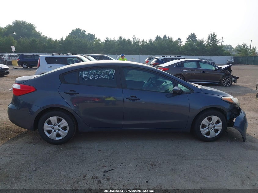 2016 Kia Forte Lx VIN: KNAFK4A62G5565827 Lot: 45666674