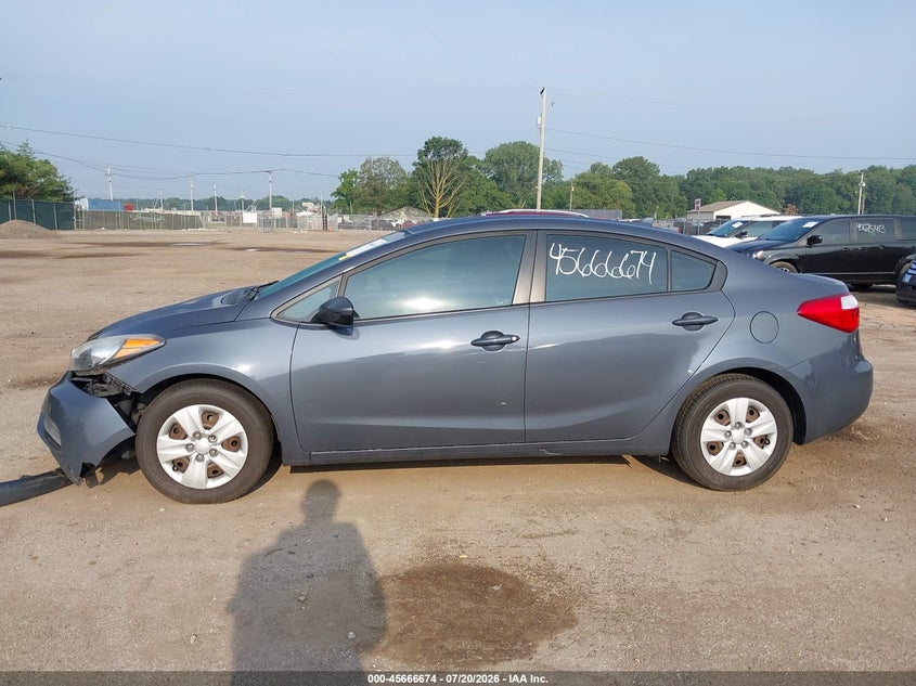 2016 Kia Forte Lx VIN: KNAFK4A62G5565827 Lot: 45666674