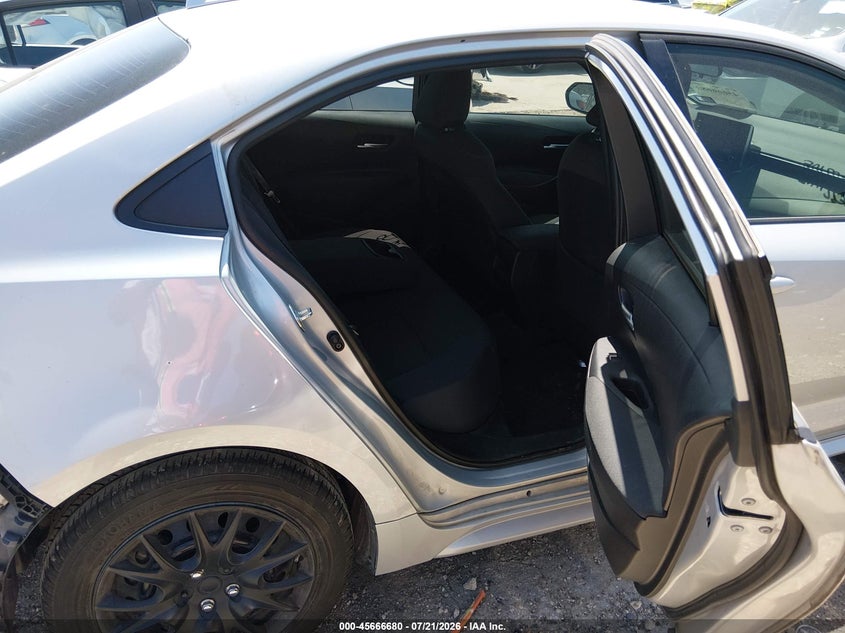2020 Toyota Corolla Le VIN: 5YFEPRAE3LP124399 Lot: 45666680