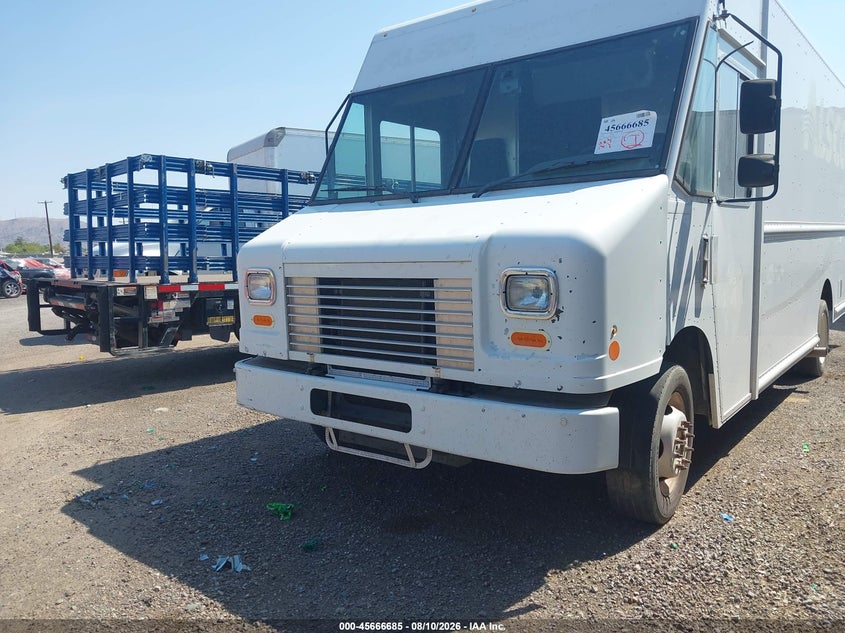 2016 FORD F-59 COMMERCIAL STRIPPED auction photo 2
