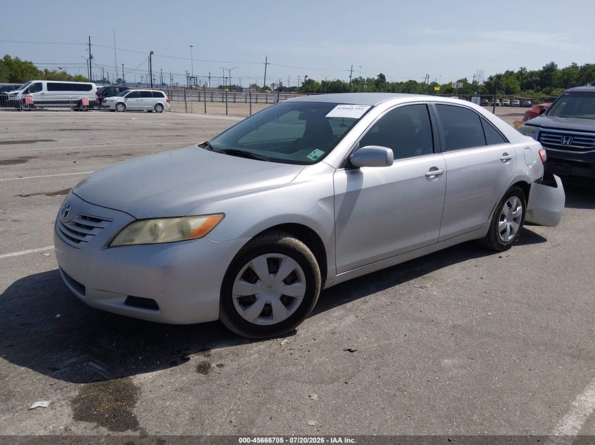 2007 Toyota Camry, Удар ззаду, IAAI, VIN 4T1BE46K27U194216 — фото 2
