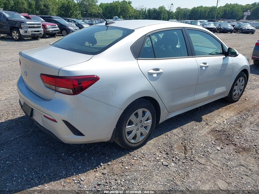 2022 KIA RIO auction photo 4