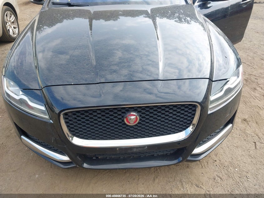 2016 Jaguar Xf 35T Premium VIN: SAJBJ4BV1GCY16540 Lot: 45666735