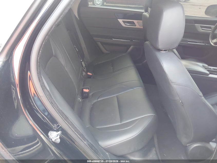 2016 Jaguar Xf 35T Premium VIN: SAJBJ4BV1GCY16540 Lot: 45666735