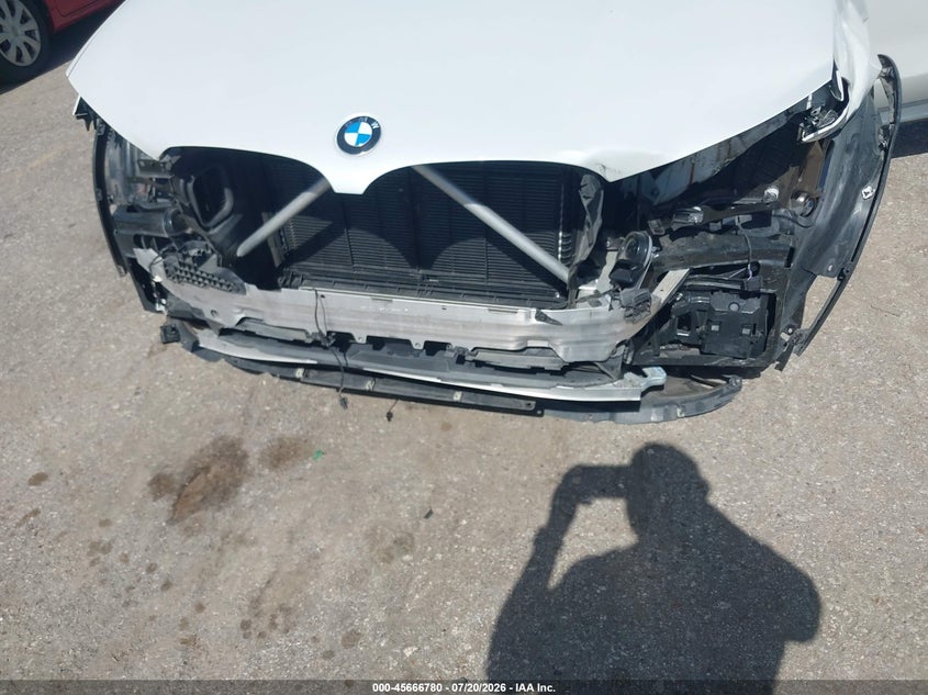2020 BMW X3 Phev xDrive30E VIN: 5UXTS1C04L9C89992 Lot: 45666780