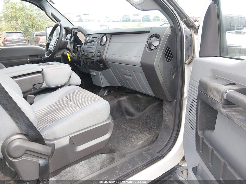 2016 FORD F-350 auction photo 5