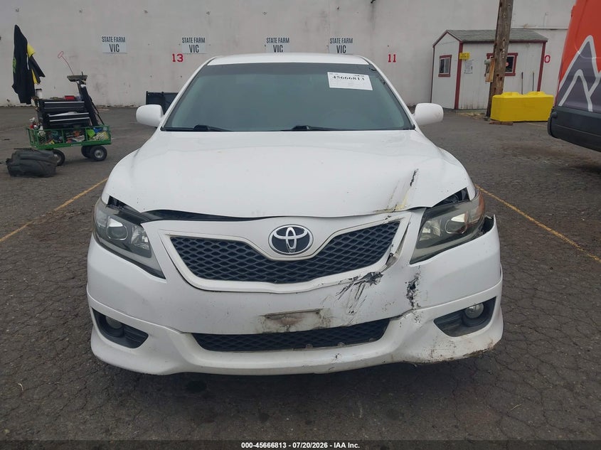 2010 TOYOTA CAMRY auction photo 6