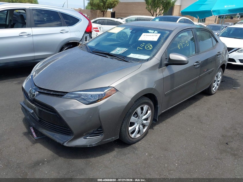 2018 Toyota Corolla Le VIN: 5YFBURHEXJP746741 Lot: 45666850