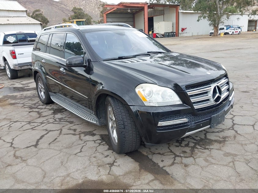 2011 Mercedes-Benz Gl 550 4Matic VIN: 4JGBF8GEXBA739585 Lot: 45666876