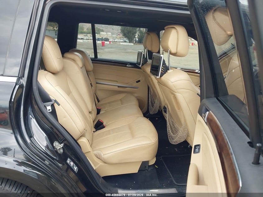 2011 Mercedes-Benz Gl 550 4Matic VIN: 4JGBF8GEXBA739585 Lot: 45666876