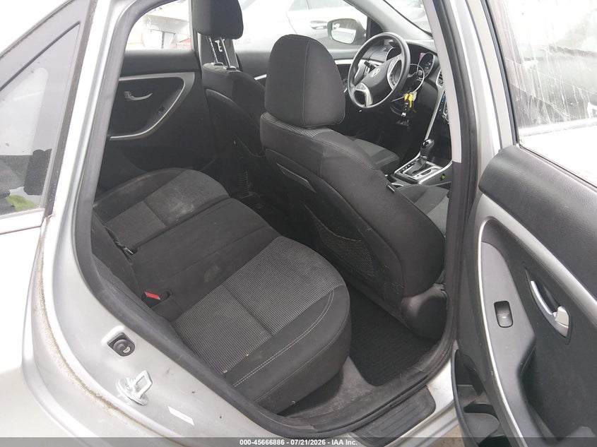 2014 HYUNDAI ELANTRA GT auction photo 8
