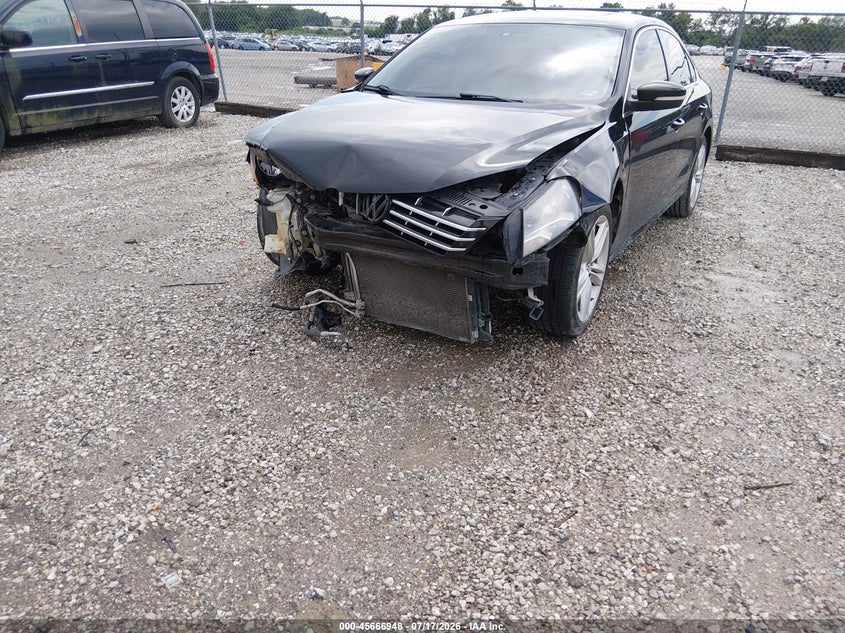 2014 Volkswagen Passat 2.0L Tdi Se VIN: 1VWBN7A34EC044131 Lot: 45666948