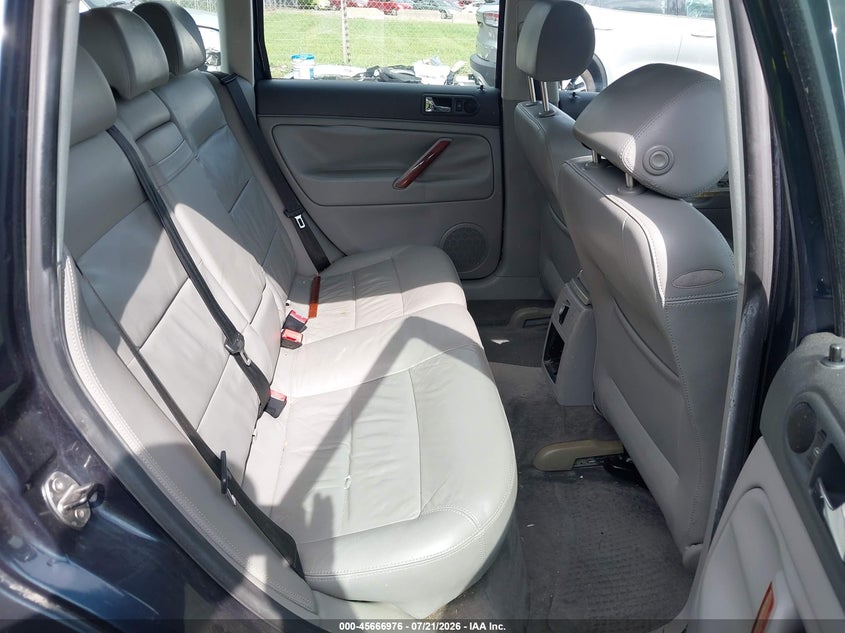 2005 Volkswagen Passat Glx VIN: WVWYU63B05E041424 Lot: 45666976