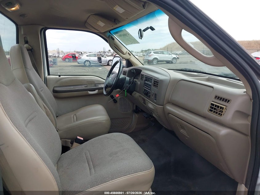 2004 FORD F-250 auction photo 5