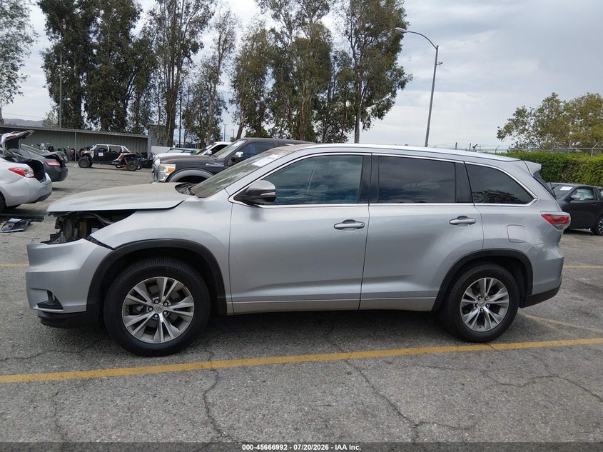 2014 Toyota Highlander Xle V6 VIN: 5TDKKRFH3ES013852 Lot: 45666992
