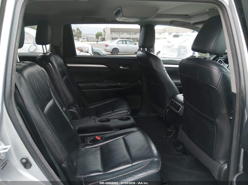 2014 Toyota Highlander Xle V6 VIN: 5TDKKRFH3ES013852 Lot: 45666992