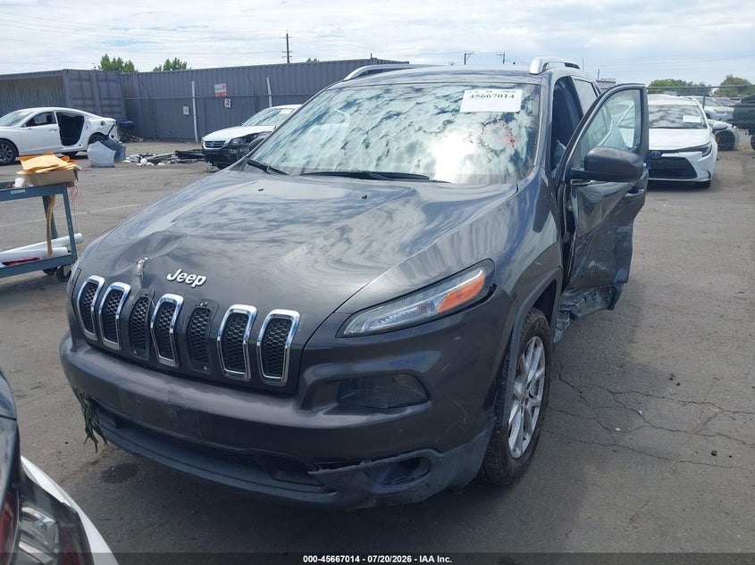 2015 Jeep Cherokee Latitude VIN: 1C4PJLCB8FW706214 Lot: 45667014