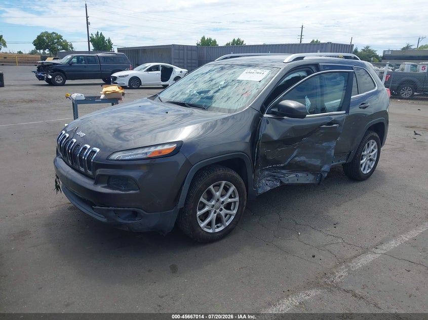 2015 Jeep Cherokee Latitude VIN: 1C4PJLCB8FW706214 Lot: 45667014