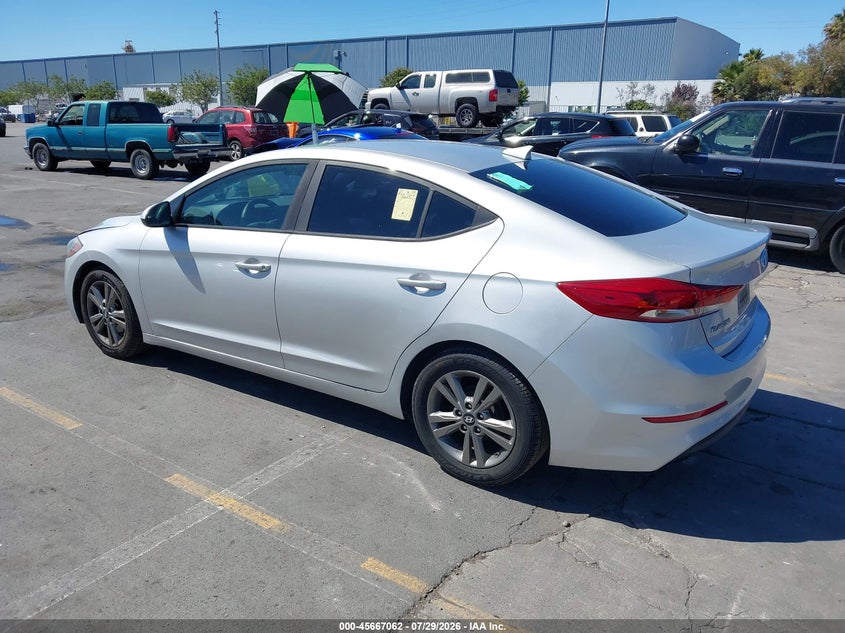 Vin: 5npd84lf8hh055862, lot: 46165634, hyundai elantra se 20173