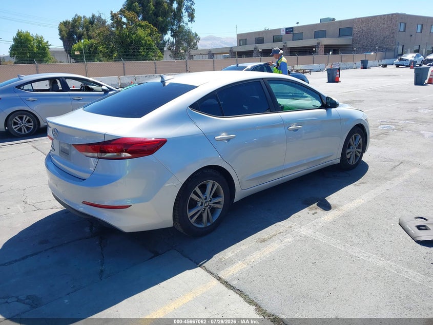 Vin: 5npd84lf8hh055862, lot: 46165634, hyundai elantra se 20174