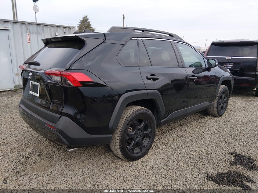 TOYOTA RAV4 - zdjęcie 4