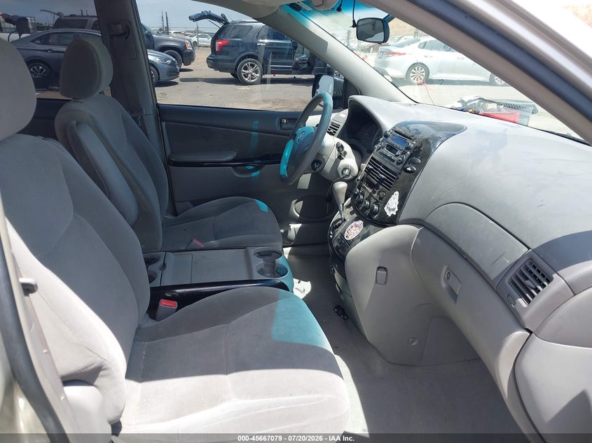 2004 Toyota Sienna Le VIN: 5TDZA23C54S188040 Lot: 45667079