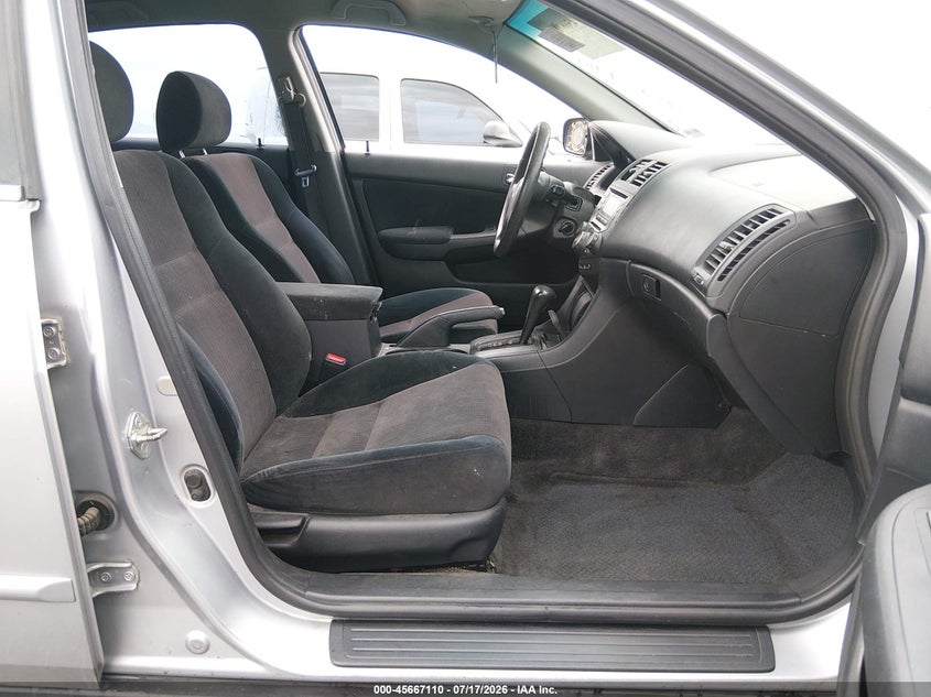 2003 HONDA ACCORD SDN auction photo 5