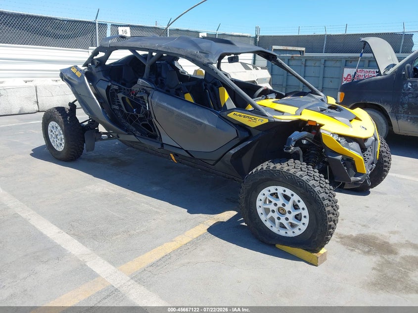 2025 Can-am Maverick R Max