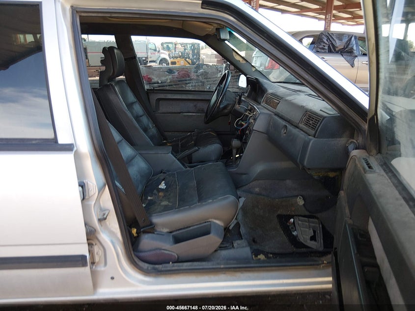 1991 Volvo 740 Se VIN: YV1FA8756M2327434 Lot: 45667148