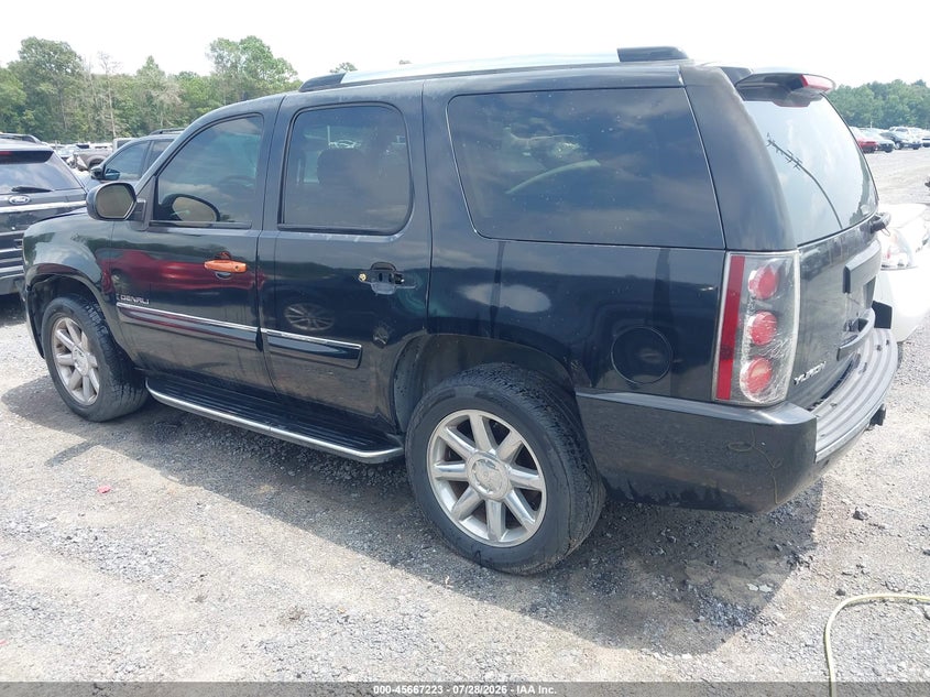 2007 GMC YUKON DENALI auction photo 3