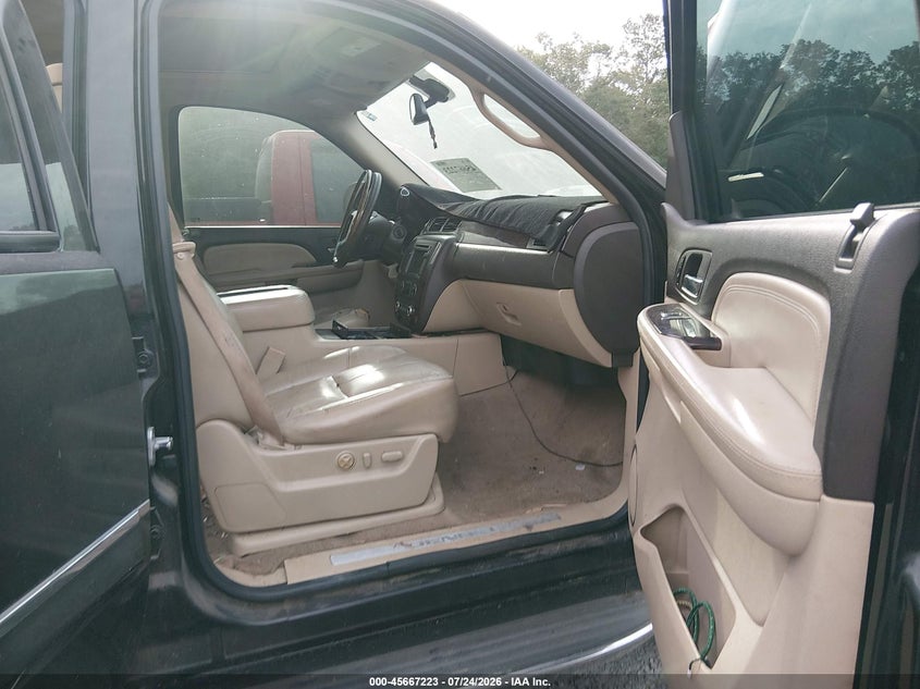 2007 GMC YUKON DENALI auction photo 5