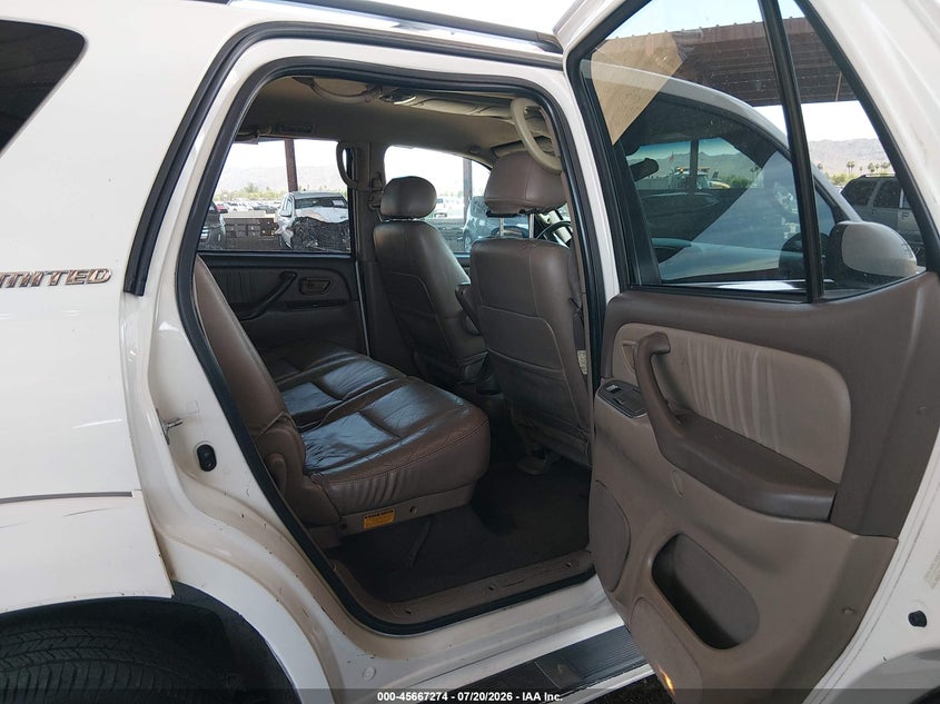 2001 Toyota Sequoia Limited V8 VIN: 5TDZT38A61S016019 Lot: 45667274