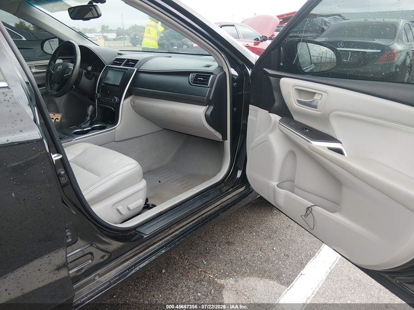 2015 TOYOTA CAMRY HYBRID auction photo 5