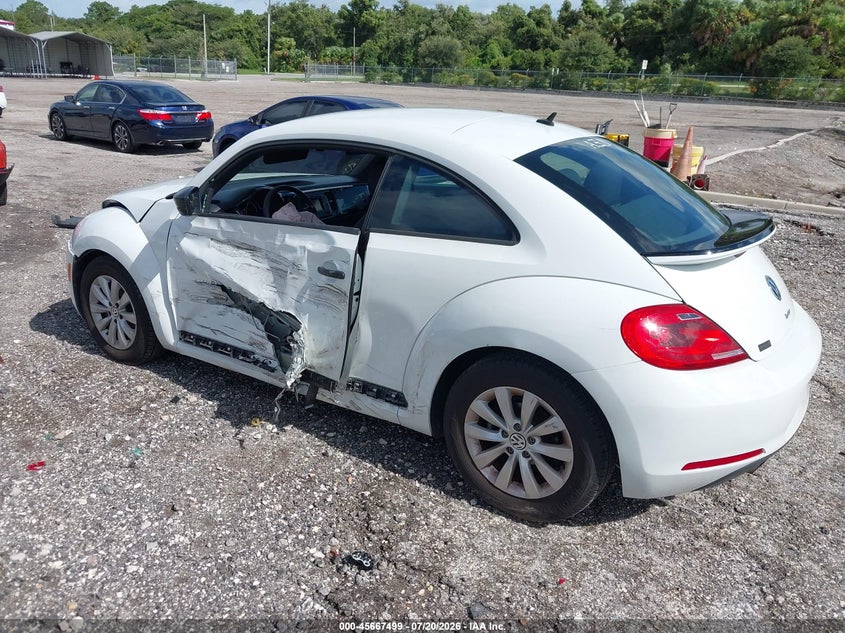2016 Volkswagen Beetle 1.8T S VIN: 3VWF07AT7GM611837 Lot: 45667499
